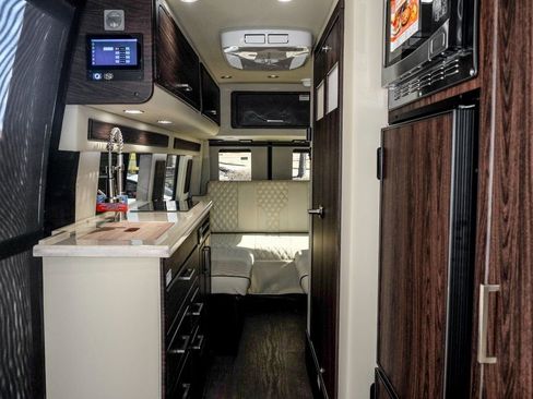 New 2024 Mercedes-Benz Sprinter 3500 image 2