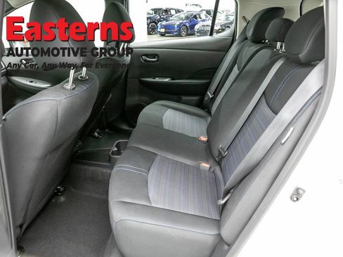 Used 2023 Nissan Leaf S FWD image 19