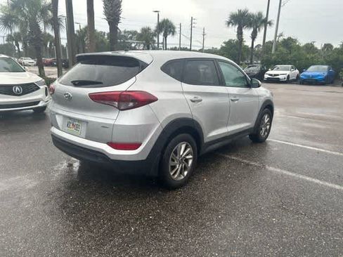 Used 2018 Hyundai Tucson SE AWD/4WD image 11