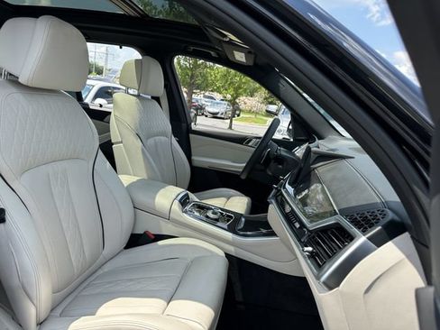 Used 2025 BMW X5 M60i w/ Executive Package AWD/4WD image 38