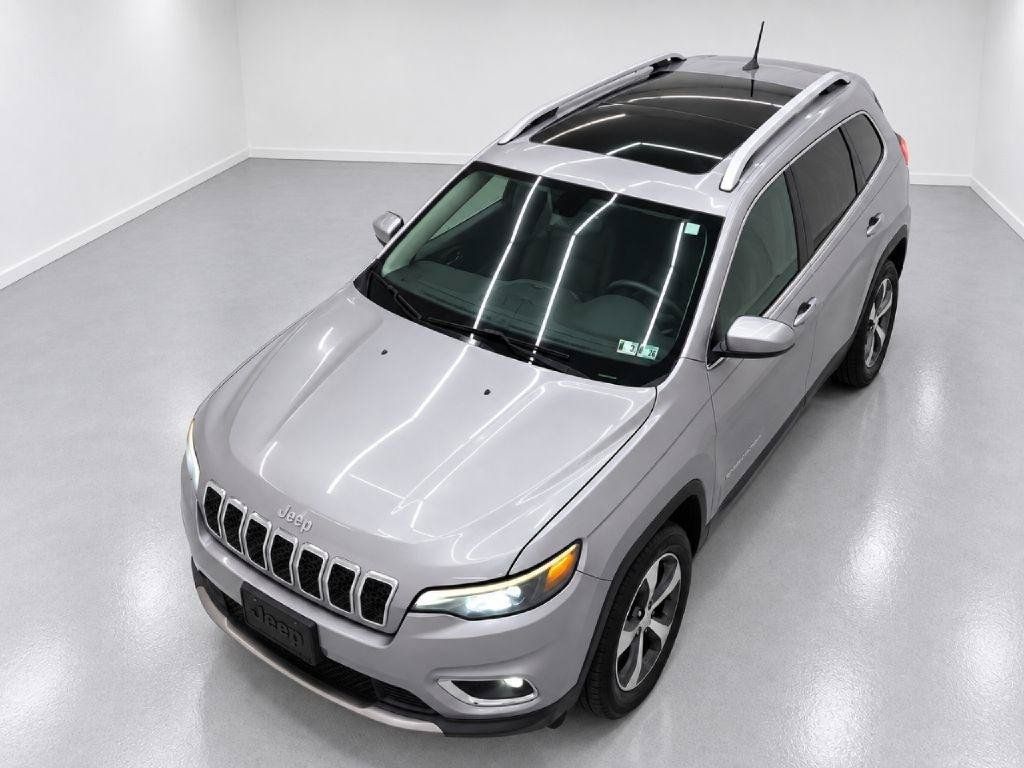 Used 2019 Jeep Cherokee Limited AWD/4WD image 36
