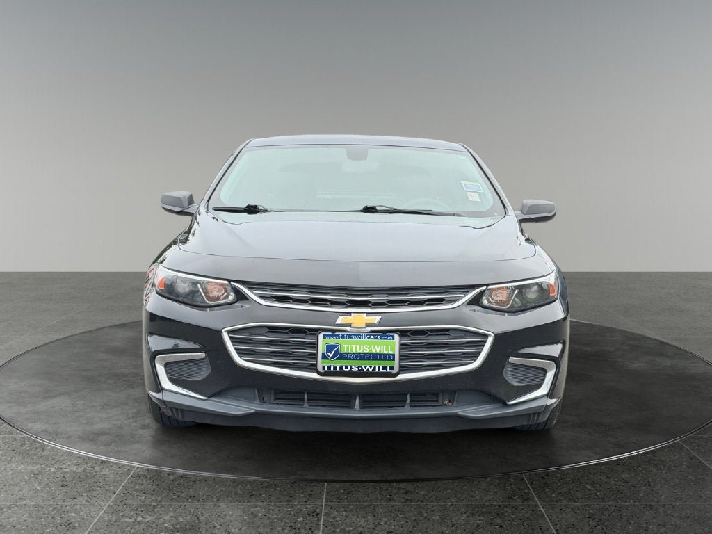 Used 2017 Chevrolet Malibu LS FWD image 2