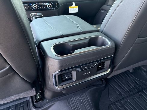 New 2026 GMC Sierra 1500 SLT w/ SLT Premium Plus Package AWD/4WD image 39