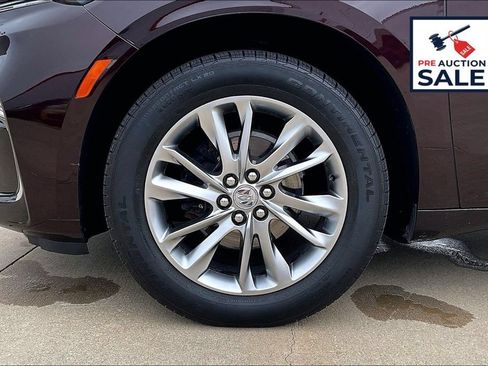 Used 2023 Buick Enclave Avenir w/ Trailering Package, 5000 lbs. FWD image 9