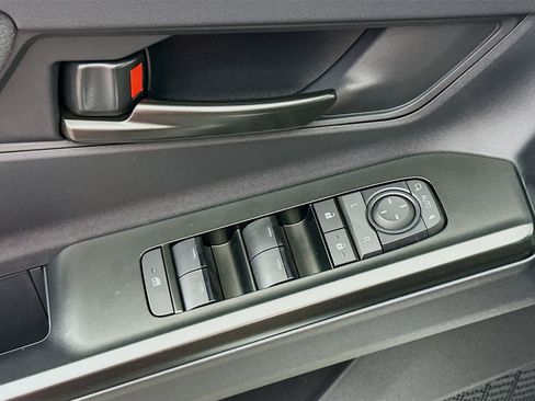 New 2026 Toyota C-HR AWD/4WD image 18