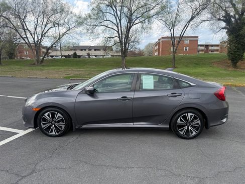 Used 2017 Honda Civic EX-L image 8