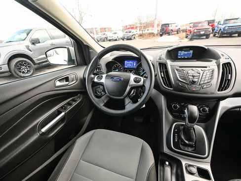 Used 2013 Ford Escape SE image 31