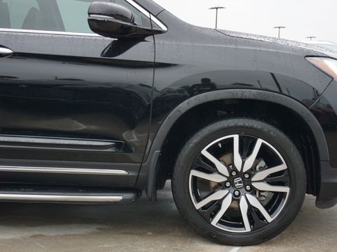 Used 2019 Honda Pilot Elite image 9