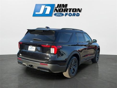New 2026 Ford Explorer ST-Line w/ ST-Line Street Pack image 3