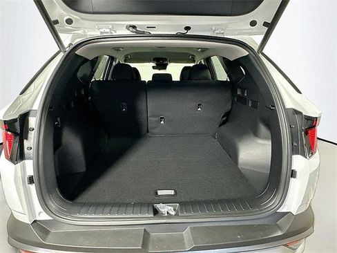 New 2025 Hyundai Tucson SEL AWD/4WD image 16