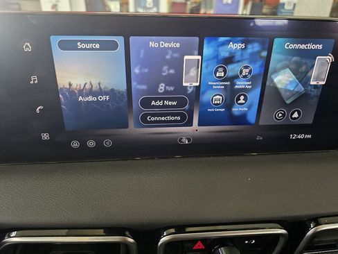 Used 2026 Nissan Sentra SR w/ Floor Mat Package FWD image 22