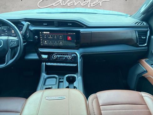 Certified 2024 GMC Sierra 3500 Denali Ultimate image 3