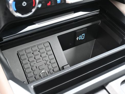 Used 2026 Ford F350 Platinum w/ Platinum Plus Package image 32