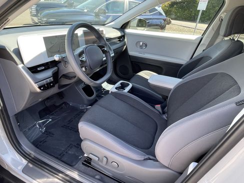 Certified 2024 Hyundai Ioniq 5 SEL RWD image 10