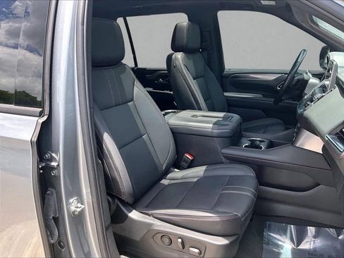Used 2023 Chevrolet Tahoe RST w/ Luxury Package RWD image 9