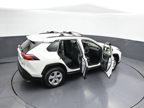 Used 2021 Toyota RAV4 XLE w/ Convenience Package AWD/4WD image 46