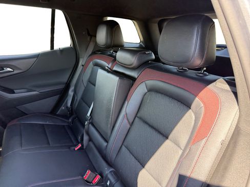 Used 2025 Chevrolet Equinox RS w/ Safety and Technology Package image 16