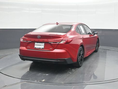 Used 2025 Toyota Camry SE w/ Convenience Package FWD image 24