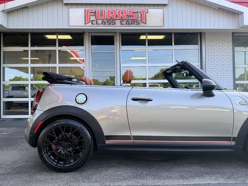 Used 2016 MINI Cooper S FWD image 17