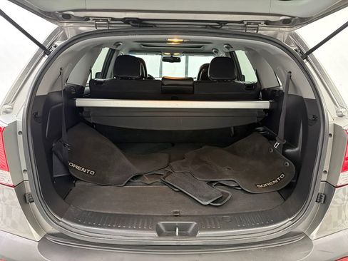 Used 2013 Kia Sorento EX w/ EX V6 Premium Pkg image 19