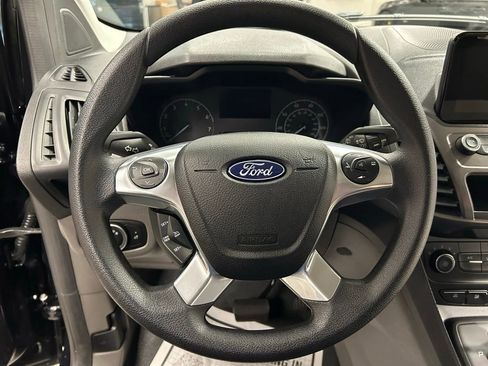 Used 2022 Ford Transit Connect XL image 8