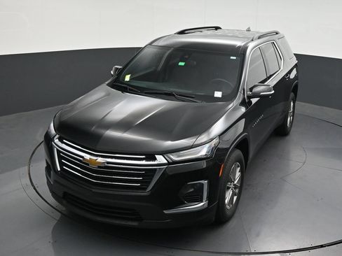 Used 2023 Chevrolet Traverse LT FWD image 23