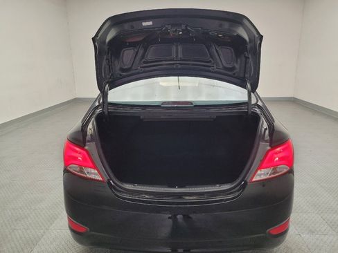 Used 2017 Hyundai Accent SE FWD image 29