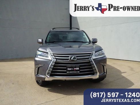 Used 2020 Lexus LX 570 4WD w/ 3rd Row & Luxury Pkg image 7