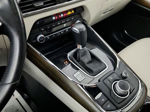Used 2021 MAZDA CX-9 Signature image 17