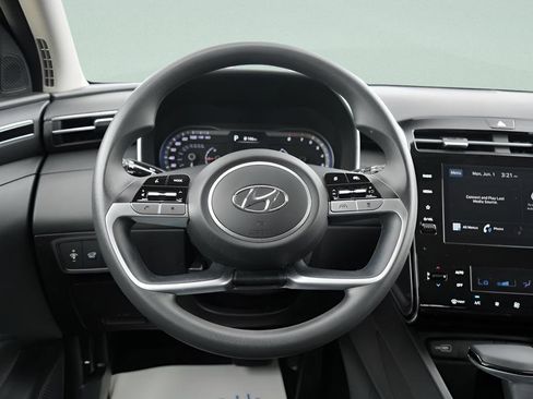 Certified 2024 Hyundai Tucson SEL AWD/4WD image 16