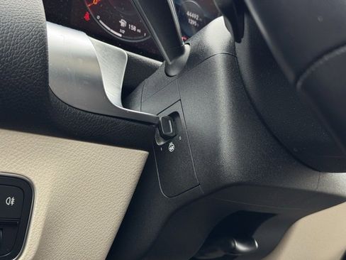 Used 2023 Mercedes-Benz GLB 250 4MATIC image 35