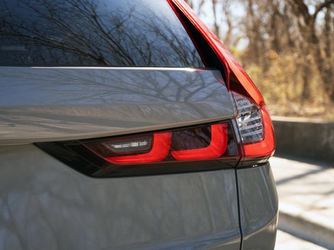 Used 2026 Honda CR-V TrailSport image 13