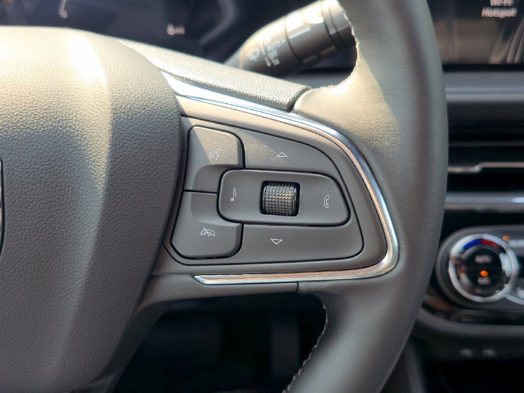 New 2026 Buick Envista Sport Touring w/ Convenience I Package FWD image 19