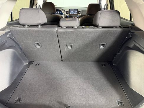 Used 2025 Hyundai Venue SEL FWD image 26
