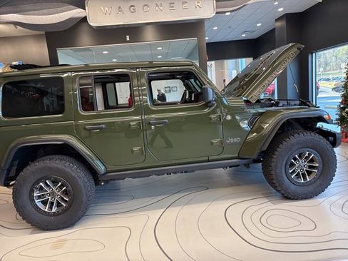 Used 2024 Jeep Wrangler Unlimited Rubicon 392 image 4