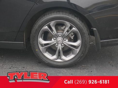 Certified 2023 Honda Accord EX image 40