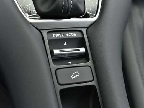New 2027 Honda HR-V EX-L image 17