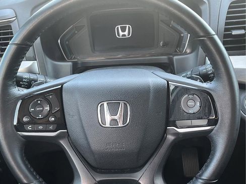 Used 2020 Honda Odyssey Touring image 18