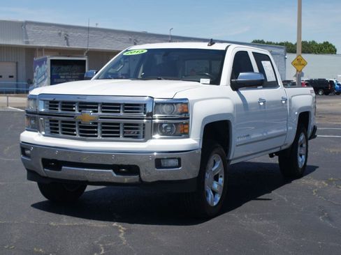 Used 2015 Chevrolet Silverado 1500 LTZ Z71 w/ LTZ Plus Package AWD/4WD image 2
