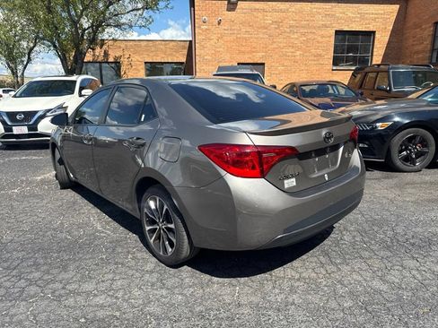 Used 2018 Toyota Corolla SE FWD image 5