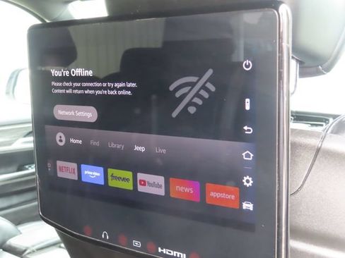 Used 2022 Jeep Wagoneer Series III w/ Rear Seat Video Group 1 AWD/4WD image 30