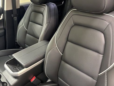 New 2026 GMC Terrain Denali AWD/4WD image 16