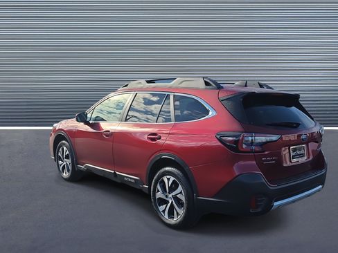 Used 2021 Subaru Outback Limited w/ Popular Package #2 image 4