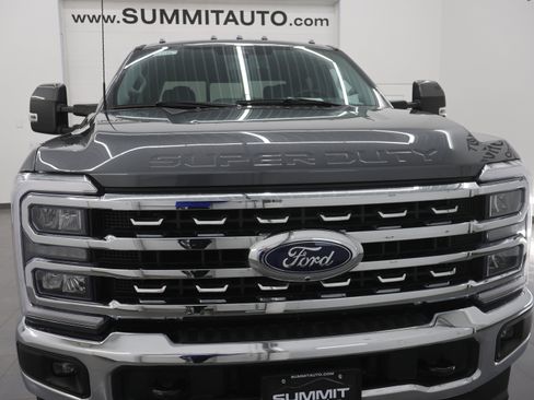 Used 2023 Ford F350 Lariat image 21