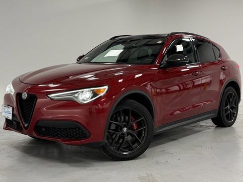 Used 2019 Alfa Romeo Stelvio Ti Sport w/ Quick Order Package 22S Sport image 1