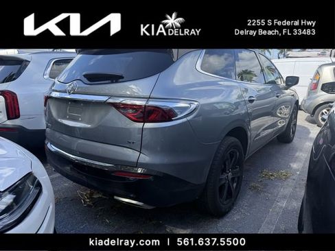 Used 2024 Buick Enclave Premium w/ Experience Buick Package image 7