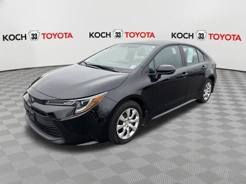 Certified 2024 Toyota Corolla LE image 3