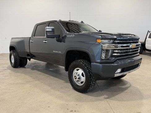 Used 2020 Chevrolet Silverado 3500 High Country image 5