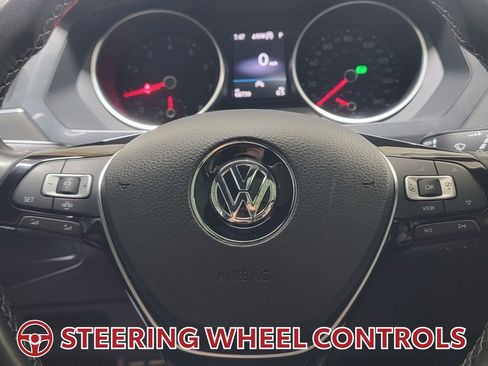 Used 2021 Volkswagen Tiguan SE R-Line FWD image 19