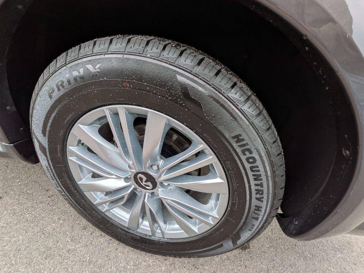 Used 2024 INFINITI QX80 Luxe AWD/4WD image 9